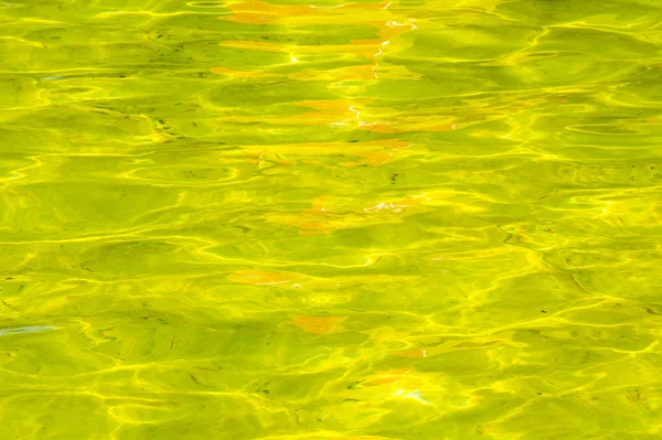 Tekstur Latar Belakang Air Kolam Renang Kolam Kuning Berwarna Kuning — Stok Foto