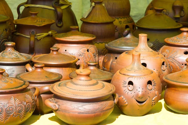 Pottery Pots Dishes Other Articles Made Earthenware Baked Clay Pottery — Stock Photo, Image