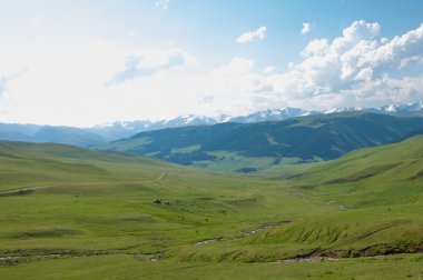 dağ, dağ, tepe. Kazakistan. Tien Shan. Takma Yaylası