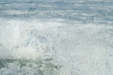 doku. buz. Donmuş buz Nehri üzerinde.