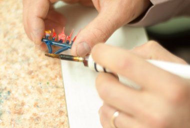 Diş implantları imalatı