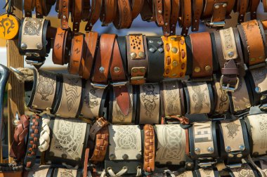 doku, arka plan. erkek kemer pantolon için. Kayışları üzerinde dr vardır