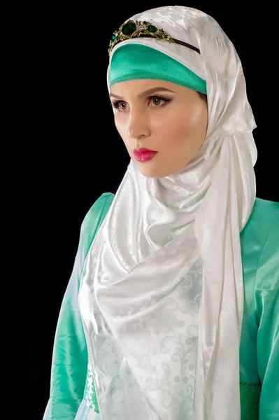 Hijab Lenço Cabeça Islâmico Mulheres Roupa Geral Esconde Figura Pulsos — Fotografia de Stock