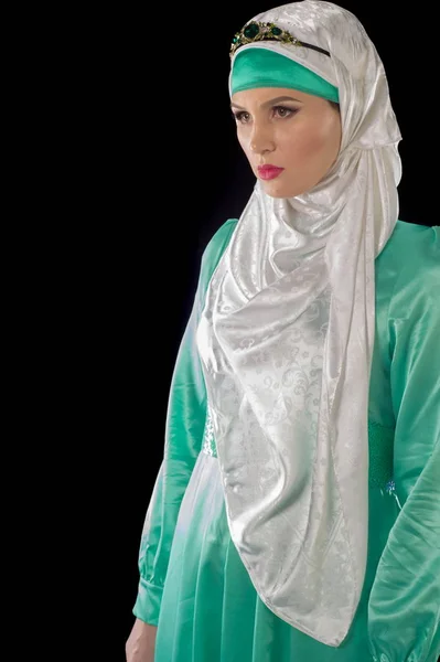 Hijab Den Islamiska Slöjan För Kvinnor Och Allmänna Kläder Döljer — Stockfoto