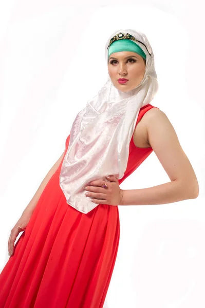 Moslim Mooie Meisje Rode Jurk Hijab — Stockfoto