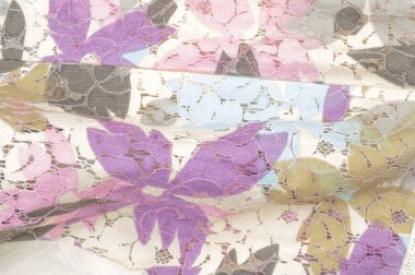 doku dantel. iyi bir açık kumaş, pamuk veya ipek, genellikle birini döngü, büküm veya desenleri iplik örgü tarafından yapılan ve özellikle hazır giyim süsleme için kullanılan.