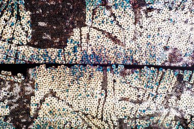 doku dantel. iyi bir açık kumaş, pamuk veya ipek, genellikle birini döngü, büküm veya desenleri iplik örgü tarafından yapılan ve özellikle hazır giyim süsleme için kullanılan.