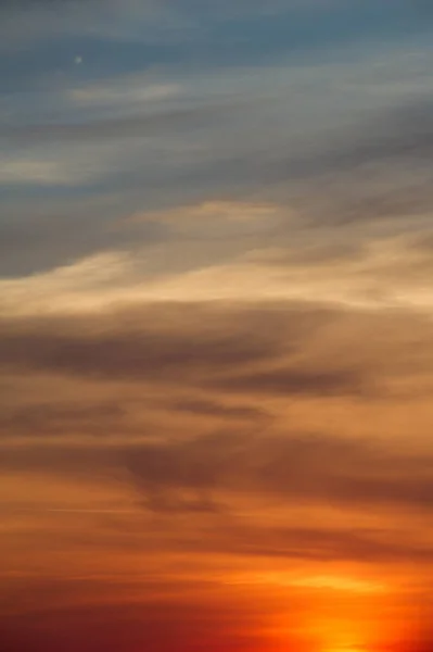 Mraky Východy Slunce Viditelná Hmota Kondenzované Vodní Páry Atmosféře Obvykle — Stock fotografie