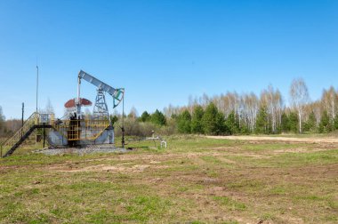 Yağ pompaları. Yağ Sanayi donanımları. Petrol pompa petrol sondaj platformu Enerji sanayi makinesi ham petrol için