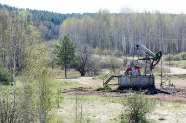 Yağ pompaları. Yağ Sanayi donanımları. Petrol pompa petrol sondaj platformu Enerji sanayi makinesi ham petrol için