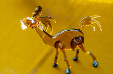 Doku, arka plan, desen. Camdan yapılmış oyuncaklar