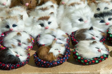 Makaleler yapay kürk ürünleri. küçük hayvanlar çeşitli