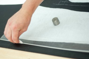 İşleri terzi. Usta, Ütü dikiş uzmanı, Giydir