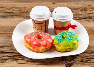 halka, hamur-çocuk, sinker, israf. genellikle bir top ya da halka şeklinde şekerli hamur küçük kızarmış kek.