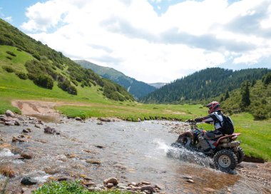 dağ, dağ, tepe. Kazakistan. Tien Shan. Takma Yaylası