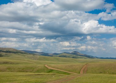 dağ, dağ, tepe. Kazakistan. Tien Shan. Takma Yaylası