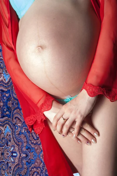 Brzuch Kobiety Ciąży Ciąży Ostatniego Etapu Miesiąc — Zdjęcie stockowe