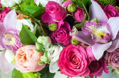 B Güzel buket çiçek büyük düğün töreni için hazır. 