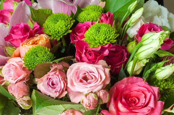 B Güzel buket çiçek büyük düğün töreni için hazır. 