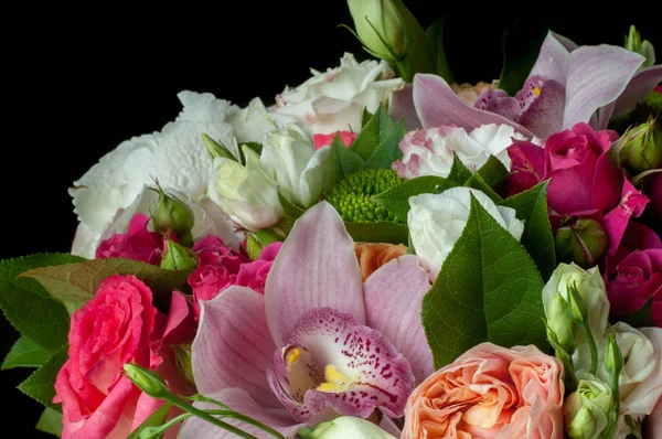 B Güzel buket çiçek büyük düğün töreni için hazır. 