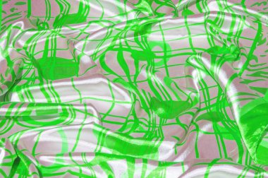 İpek. Kumaş çelik, yeşil, yeşil çizgili kumaş renkli. Bununla patchwork heyecan verici tamir! Bu malzeme biraz saydam, hoş yumuşak ve zarif bir perdelik içerir