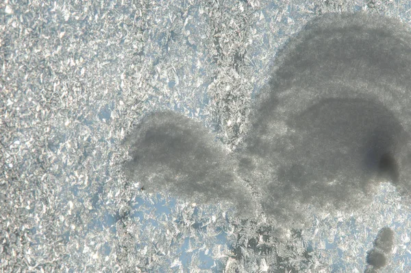 テクスチャ パターン 冬の撮影 ガラスに霜の絵 ガラスの凍結する水 幻想的な描画ができますスクリーン セーバーに適しています あなたのデザインで使用する権利 — ストック写真