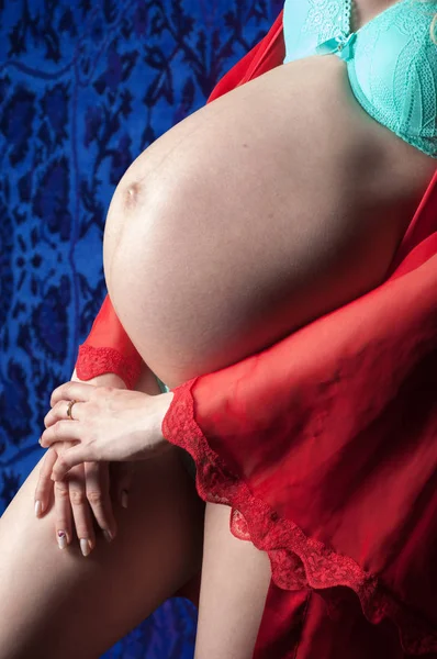 Barriga Uma Mulher Grávida Gravidez Última Etapa Meses — Fotografia de Stock