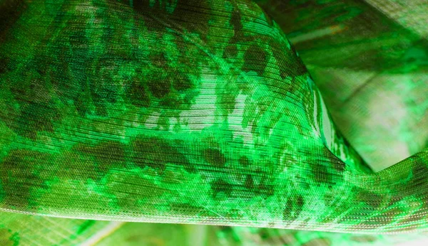 Textura de fundo, padrão. Seda de uma sombra esmeralda esverdeada . — Fotografia de Stock