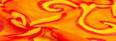 doku ipek, boyalı sarı çiçekler ile kumaş kırmızı arka plan 