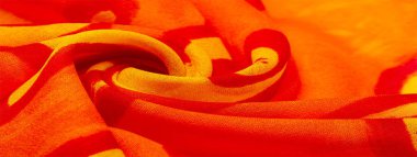 doku ipek, boyalı sarı çiçekler ile kumaş kırmızı arka plan 