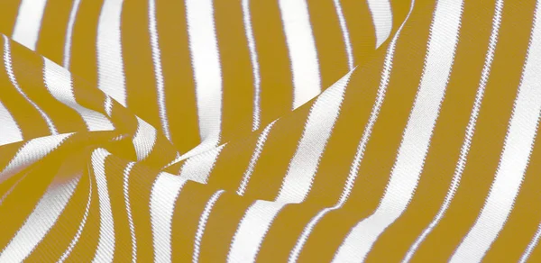 Шовкова смугаста тканина. жовті білі смуги. Це красиво, супер — стокове фото