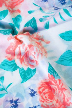 doku deseni pamuklu kumaş. Beyaz bir backgrou üzerinde çiçekler güller