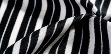  ipek çizgili kumaş. Siyah ve beyaz çizgiler. Bu güzel, s