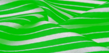 ipek çizgili kumaş. yeşil beyaz çizgili. Bu güzel, süper 