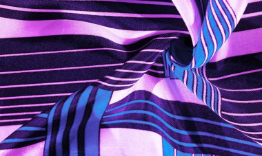 Doku, arka plan, mavi çizgili desenli ipek kumaş. Th