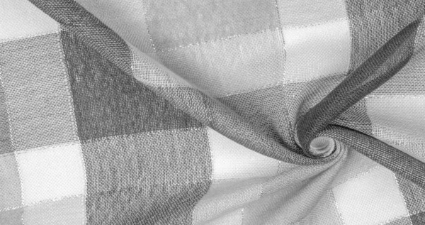 Texture, fond, foulard en soie féminine noir et blanc avec un — Photo