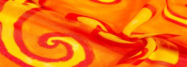 doku ipek, boyalı sarı çiçekler ile kumaş kırmızı arka plan 