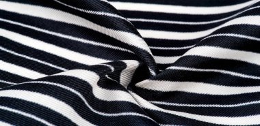  ipek çizgili kumaş. Siyah ve beyaz çizgiler. Bu güzel, s