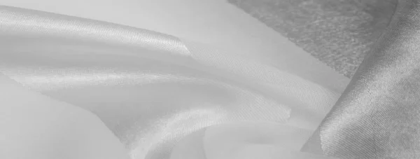 Textur, bakgrund, vitt sidenrandigt tyg med metalliskt s — Stockfoto