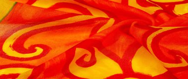 doku ipek, boyalı sarı çiçekler ile kumaş kırmızı arka plan 