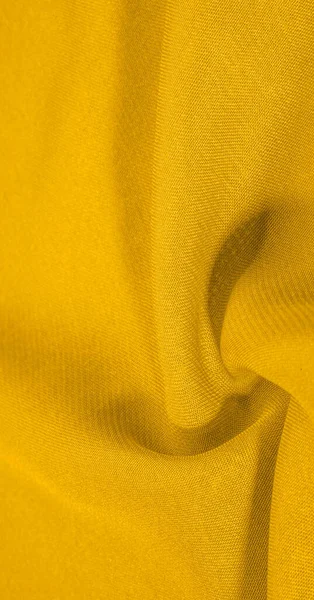 テクスチャ パターン ポストカード シルク生地 レースラッパーと女性の黄色のスカーフ — ストック写真