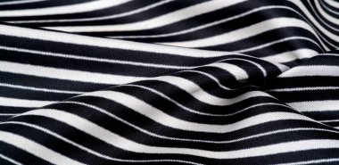  ipek çizgili kumaş. Siyah ve beyaz çizgiler. Bu güzel, s