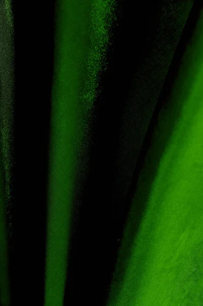 Textura, fondo, patrón. tela de seda verde foto panorámica . —  Fotos de Stock