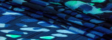 Dokulu tasarım, ipek kumaş, kadın eşarp, beyaz pembe kırmızı kaş