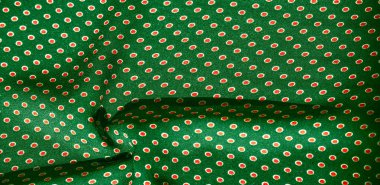 Doku arka plan, desen, kırmızı polka d ile yeşil ipek kumaş