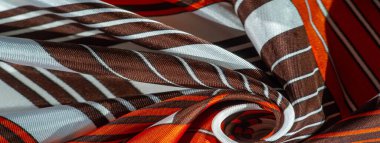 doku, arka plan, çizgili desenli ipek kumaş Desi