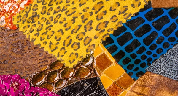 Textur Hintergrundmuster. dekorative Tierhaut, helle Farbe — Stockfoto