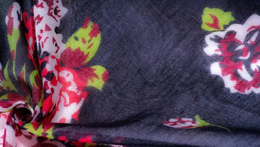 Doku arka plan, gül boyalı col ile koyu mavi ipek kumaş