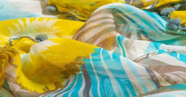 doku arka plan deseni. Renkli dantel ile ipek kumaş. Yello