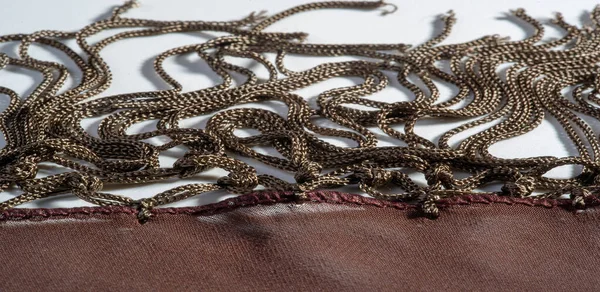 Textura de fondo de tela de seda. Esta es una bufanda marrón natural — Foto de Stock